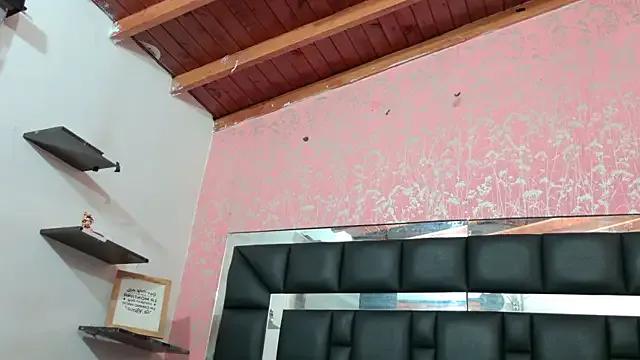 Freechat Sofia_martiin on StripChat