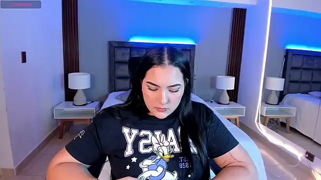 Freechat sofiacaramel on StripChat