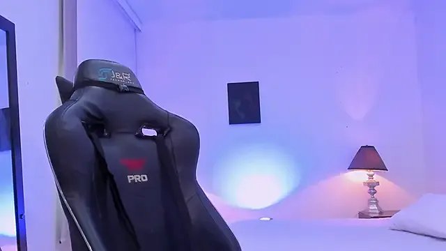 Freechat sofiarouge on StripChat