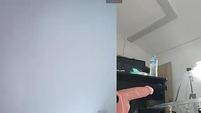 Freechat sophia_ramirez12 on StripChat