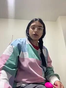 Sophiahilt0n_ — Dildo in my pussy