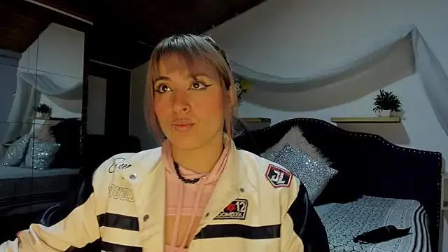 sophialyh_1 — show boobs