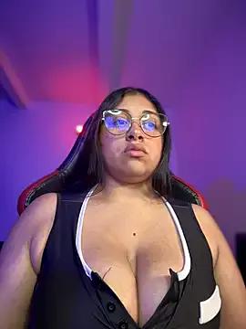 Soysofiarodrigu on StripChat 