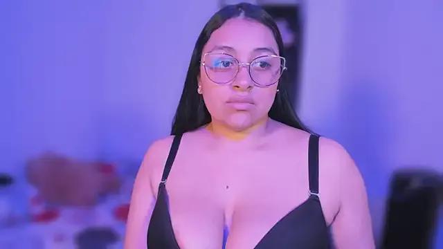 Soysofiarodrigu on StripChat 