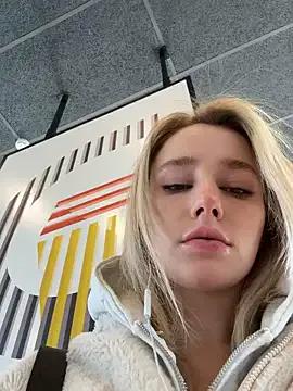 Freechat SSSATIVA_model on StripChat