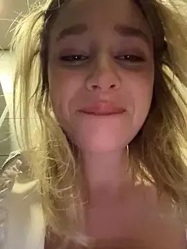 Freechat SSSATIVA_model on StripChat