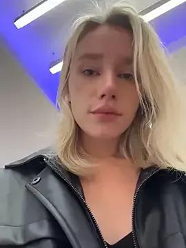 Freechat SSSATIVA_model on StripChat