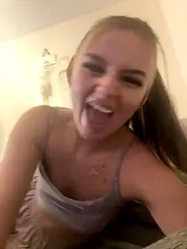 StripChat Summer21k is Freechat Summer21k — strip tease 2 mins