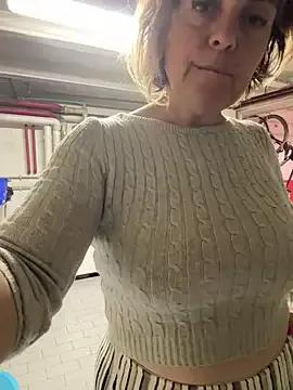 Freechat Sunbelxx on StripChat