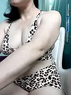 Freechat Sweet_love79 on StripChat