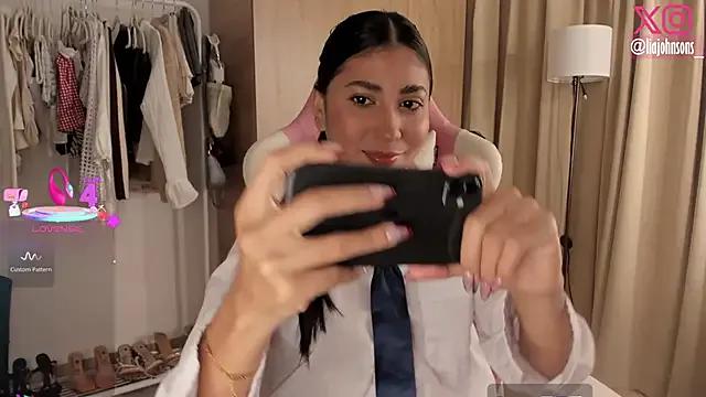 Sweetnaughtygirl_ on StripChat