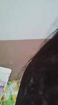 Freechat sweetychloelle on StripChat