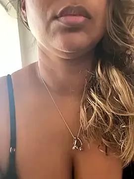TEMPTING-TAMMY on StripChat