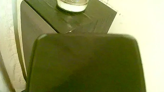 TheeBigPump on StripChat 