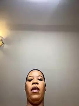 Freechat THICKBUNNYCHICKxxx on StripChat