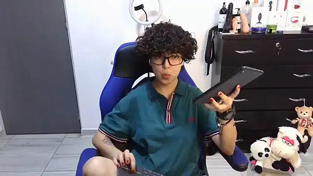 Private thomascooper7 on StripChat