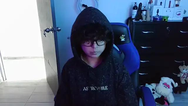 Private thomascooper7 on StripChat