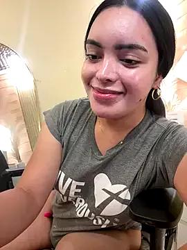 TS-SimplyTheBest on StripChat 