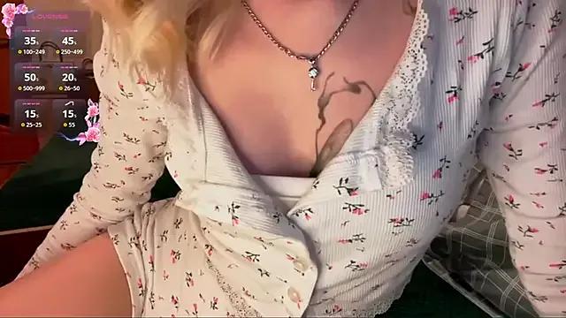 Twist_drip_blonde on StripChat