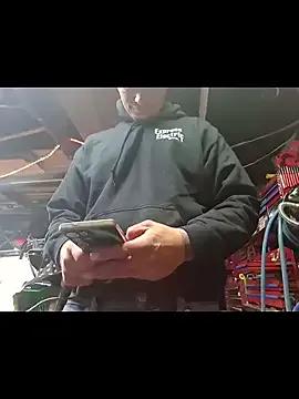 Freechat twistafatpipe on StripChat