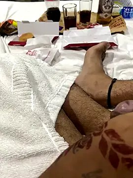 United3 on StripChat