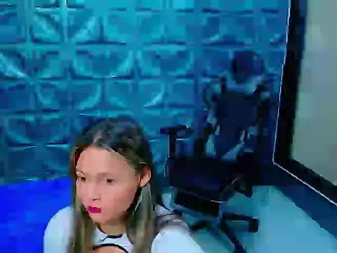 ValentinaAndTerry on StripChat