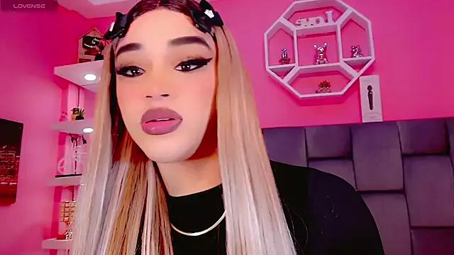 Freechat Valeriasmiithh on StripChat