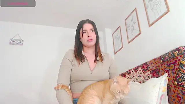 Freechat verocute7 on StripChat