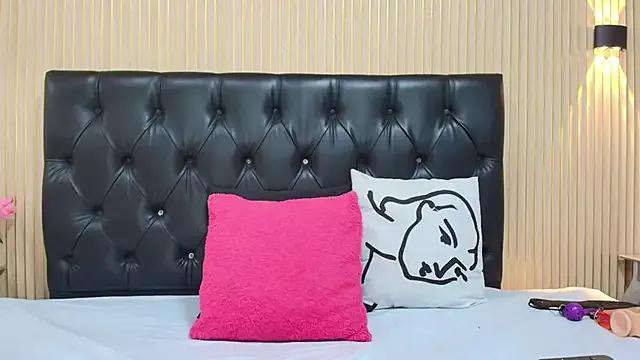 Veronica_Tits on StripChat