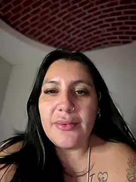 Freechat victoria_amatista_ on StripChat