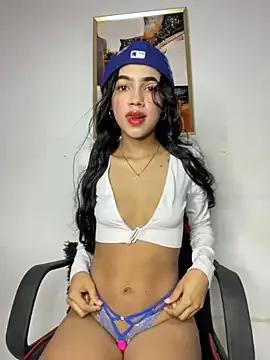 violeta_18x — Naked