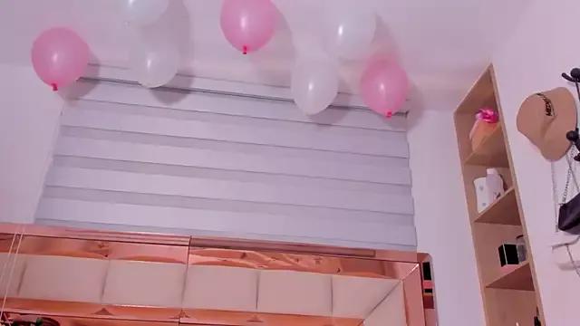 Private violetta-brown1 on StripChat