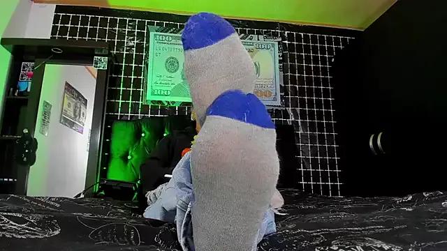 vivi-honey on StripChat 