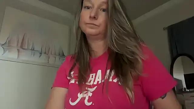 Freechat Vivian_MayXxX on StripChat