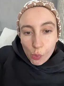 viviandaimond1 on StripChat 