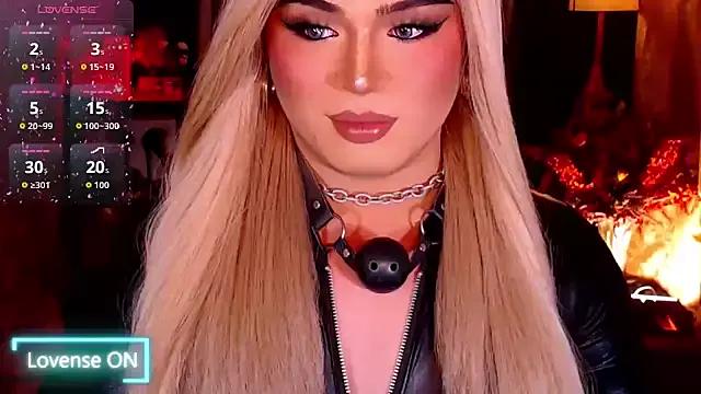 Freechat WebCumGoddes69 on StripChat