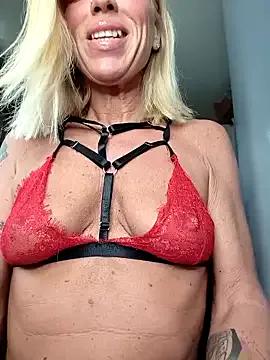 Weloveblue on StripChat