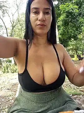 Freechat WET-KITTY92 on StripChat