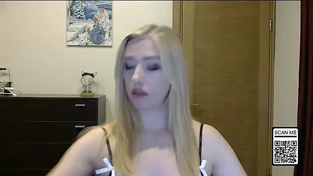 Wild_Silk_Desire — Change clothes and sexy dance)