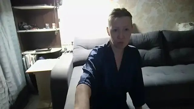 Freechat WindChristy on StripChat