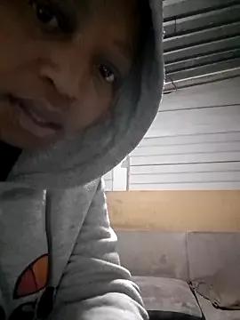 Freechat winterqueenx on StripChat