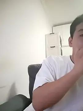 Group xqcbb_10 on StripChat