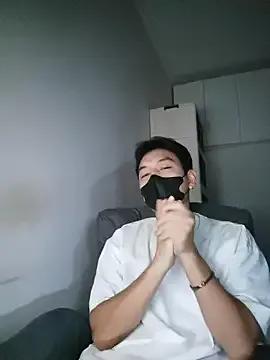 Group xqcbb_10 on StripChat