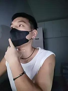 Group xqcbb_10 on StripChat