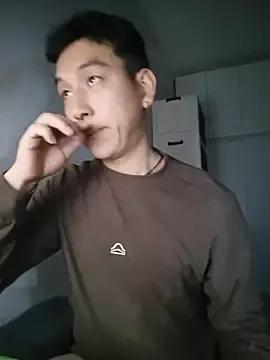 Group xqcbb_10 on StripChat