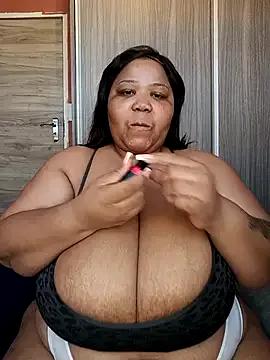 Freechat XXSEXYBBW94 on StripChat