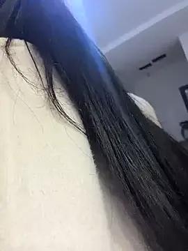 YouCandiSumisa — Tetas en la calle