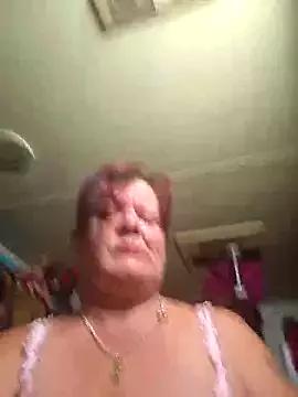 Freechat YOURWIFEY on StripChat