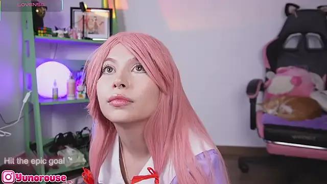 YunoRose_ on StripChat