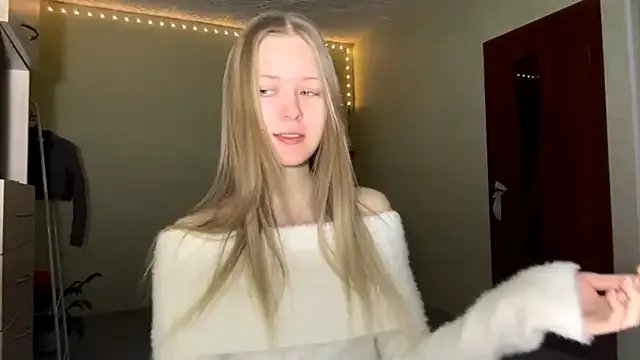 ZaidaSchwarten — blow kiss for u <3